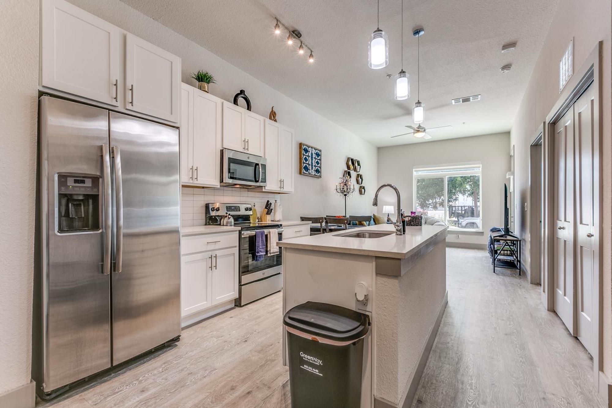 Lush Downtown Condo On Riverwalk W King Ste, Free Parking, Pet Friendly, Centrally Located On Riverwalk San Antonio Eksteriør billede